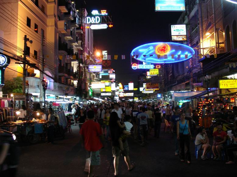 Khao San road v tom svem rusnem case.