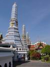 porad jsme v obrovskem komplexu Wat Phra Kaew 
