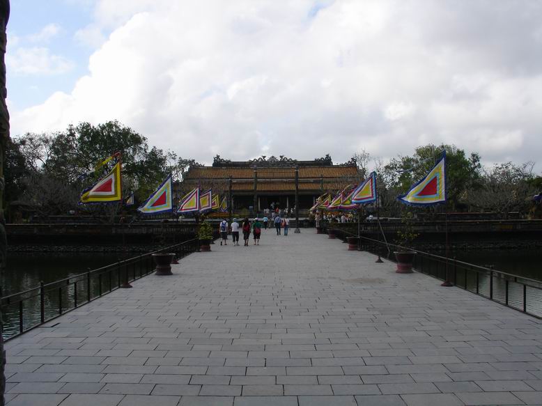 Forbidden Purple City v Hue je na seznamu UNESCO a behem valky bylo velmi zniceno.