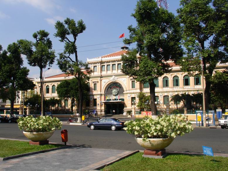 Hlavni posta v Saigonu.