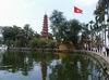 Tran Quoc Pagoda v Hanoi je kulturnim symbolem vietnamskeho budhismu.

<a href=http://www.orientalarchitecture.com/hanoi/TRANQUOCPAGODA.htm target=_blank>Pagoda</a>