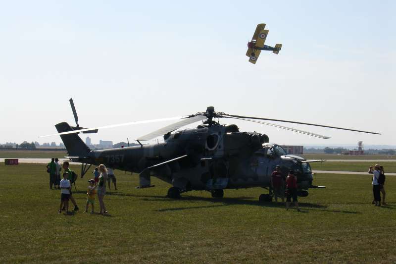 New and old aircraft  technique in action.