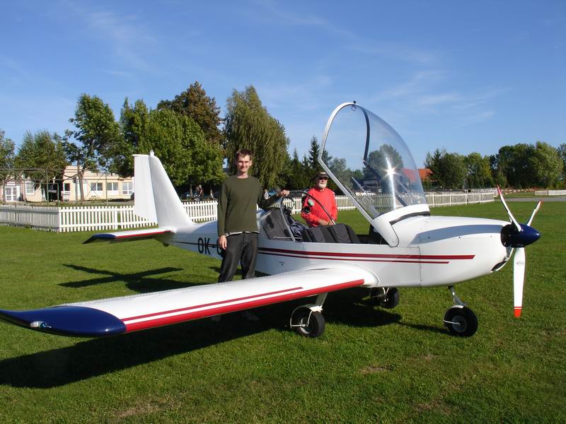 Od brachy jsem dostal nadherny darek ke kulatinam a tak jsem se proletel kolem Olomouce az nad Praded a zpet.
<br>
Get pressie from brother and got flight around city Olomouc.