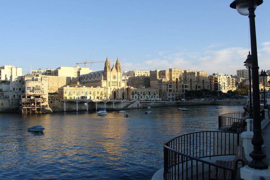 Balluta bay, Sliema