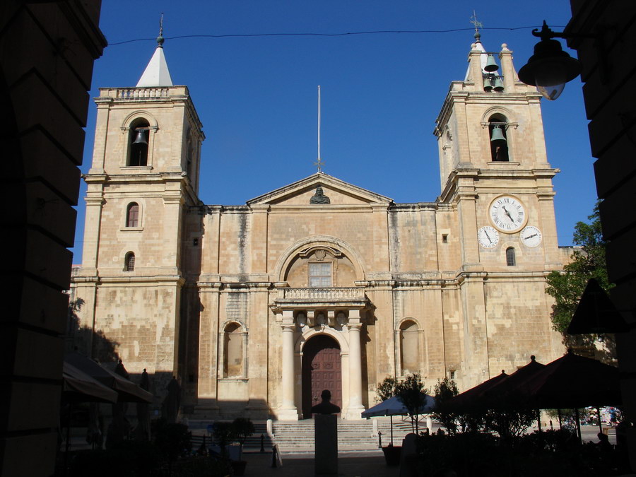Hlavni katedrala ve Vallete