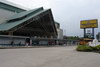 Southern Bus Terminal station Bangkok, Tailand. Odtud odjizdi vecer autobusy nejen do Krabi ale i jinam. Nas jel myslim v 6 odpoledne a dorazil nekdy v 8 rano do Krabi.